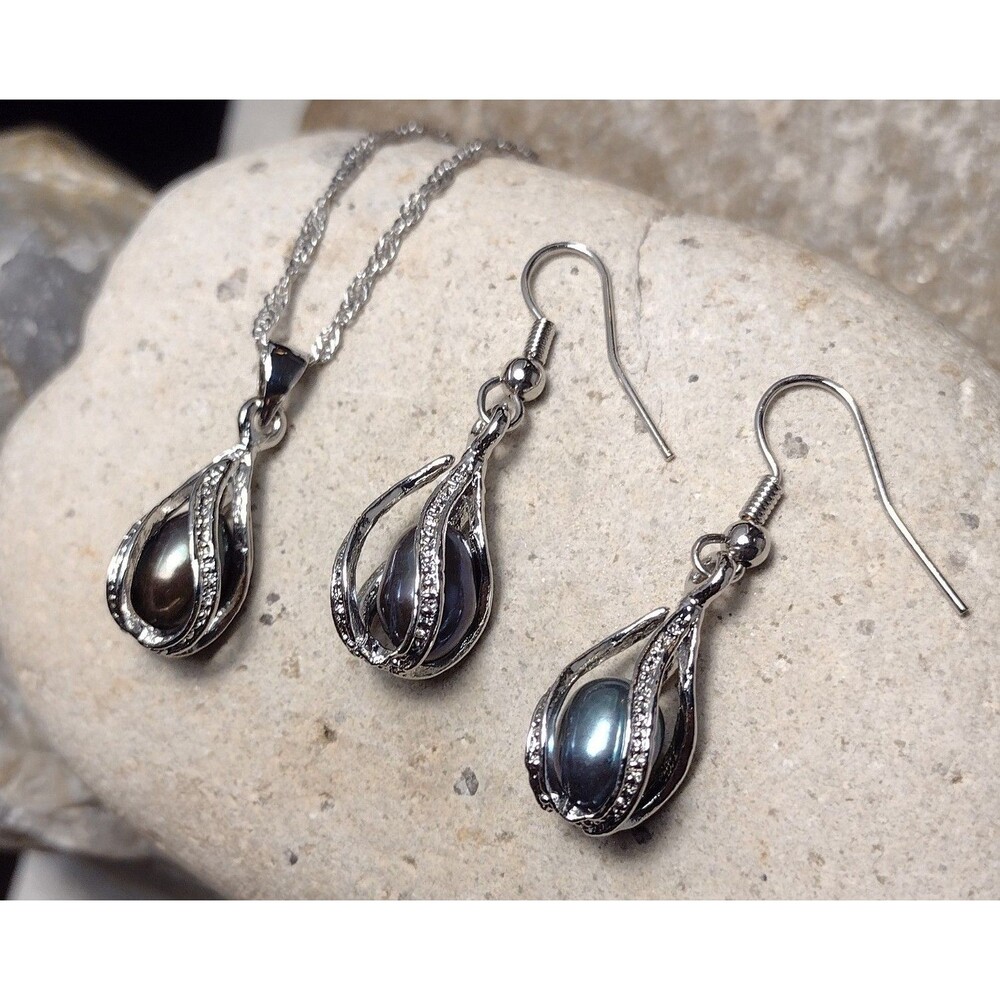 Caged Peacock Pearl Pendant Necklace & Earrings Set